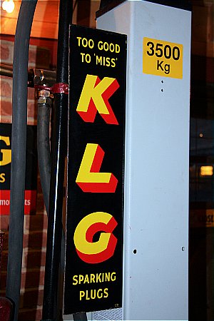K.L.G. PLUGS - click to enlarge